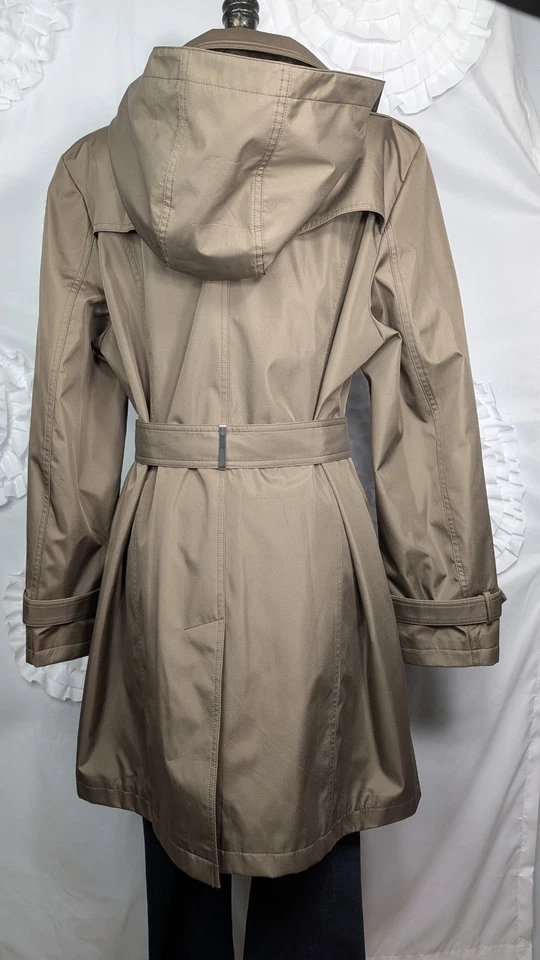 Calvin Klein Women's Large Trench Coat Taupe/ Beige Gold Lining Silver Button  - Image 4 of 4