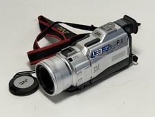 JVC GR-DV3000U CAMCORDER- 300X ZOOM- 1.33 MP - UNTESTED