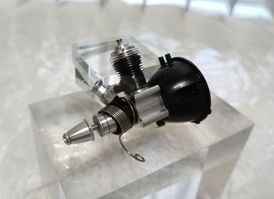 COX TEE DEE .010 No.130 Model Airplane Engine Unused Mint