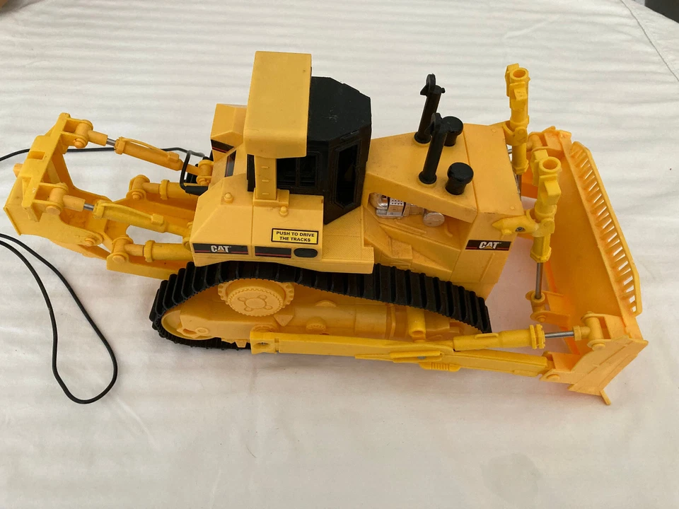 Caterpillar RC vintage de Matchbox Mattel 1998 Foto 3 de 4