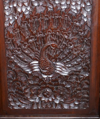 HEAVILY CARVED LARGE INDIAN ROSEWOOD SIDEBOARD WITH FLOWERS & PEACOCK DECORATION - Picture 8 of 12