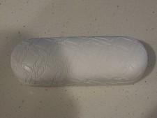 Oakley Protective Sunglasses White Hard Case Holder Textured O Logo Snap Shut