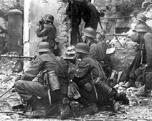 German Soldiers, MG-34 Machine Gun Russia's Eastern Front 8x10 WWII Photo 669a - Picture 1 of 1