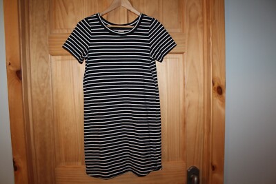 Hollister Dress Women's Black & White Striped Short Sleeve Knee Length - S