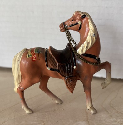 Vtg Harold Warp Pioneer Village Metal Horse Souvenir Minden MN Rare 3 1/2'' Japan