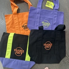 Trader Joe’s 🎃 Halloween 🎃 Mini Tote Bag (4-pack) *Limited Edition*