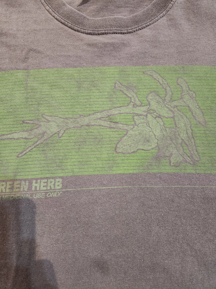 RARA Camiseta Vintage Resident Evil Hierba Verde Videojuego Verde Para Hombre Grande Foto 4 de 4