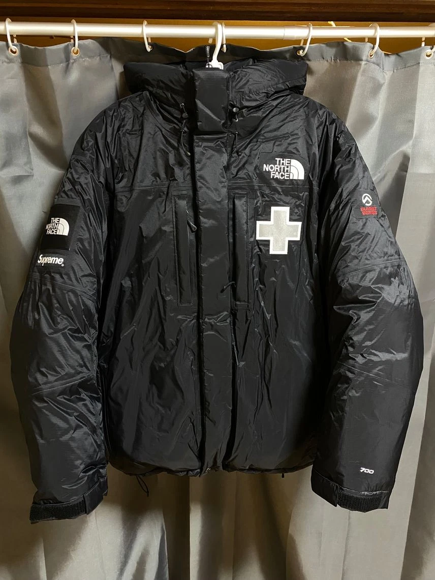 Veste noire Supreme / The North Face Summit Series Rescue Baltoro