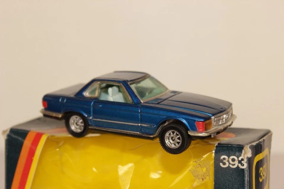 1971-78 Boxed CORGI 393 Mercedes Benz 350sl - Image 3 of 4