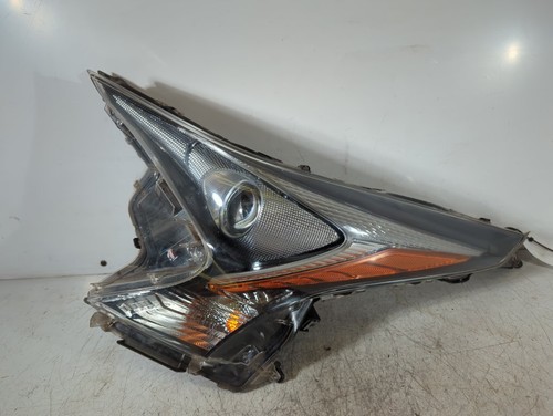 Toyota Prius Vvt-i Mk4 Hatchback 5 Door 2015-2022 Headlight passenger Side P2