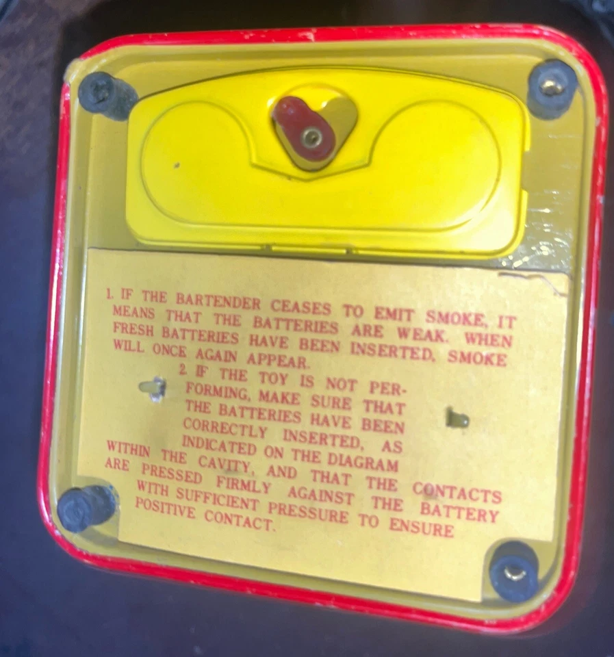 1960's Charlie Weaver Bartender battery Op Tin Litho Mechanical Toy, UNTESTED!!! - Image 3 of 4