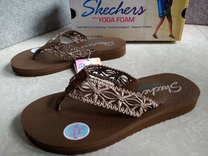 skechers yoga foam meditation sandals