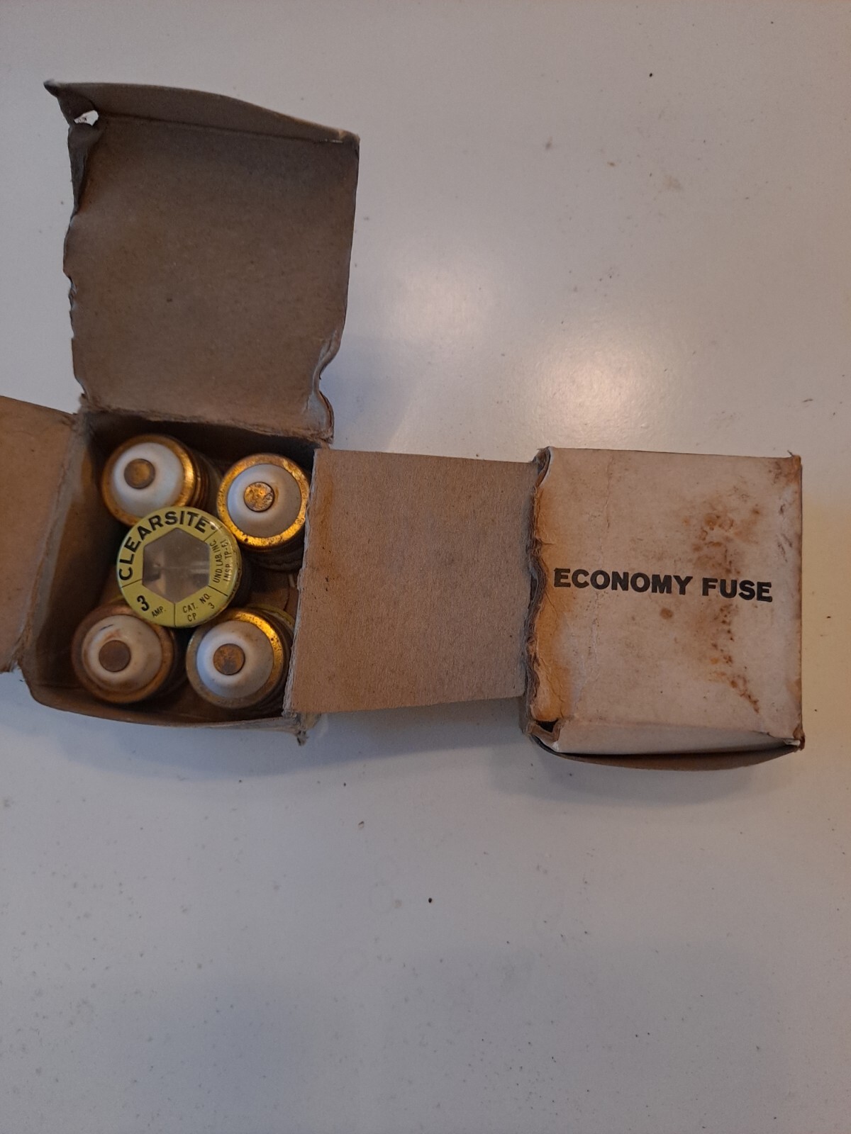 Lot Of 2 Boxes Of CLEARSITE 3 Amp CLEAR WINDOW SCREW IN Plug Fuses 5