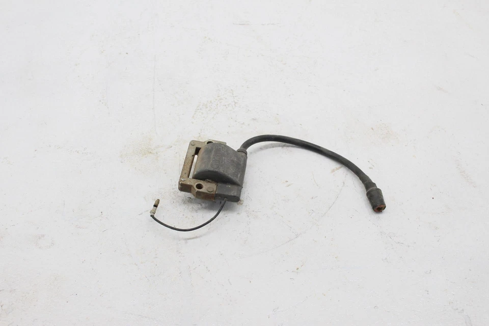 Yamaha IT125 IT175 IT250 1977 OEM bobina de encendido 1W2-85513-20-00 B51 Foto 2 de 4