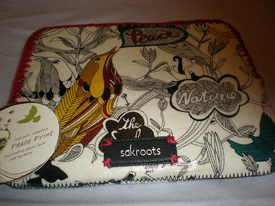 SAKROOTS 10'' X 8'' IPAD NETBOOK TABLET PROTECTIVE CASE COVER NEW WITH TAG