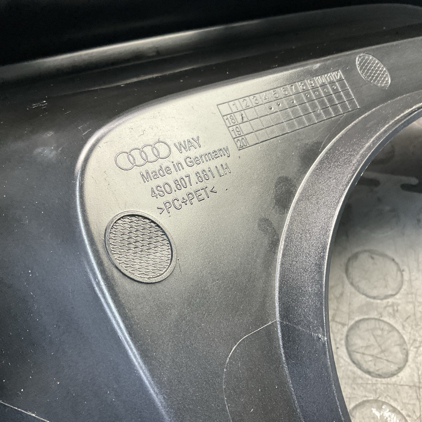 2016-2018 Audi R8 Rear Left Lower Bumper Diffuser Trim Panel Molding Cover OEM