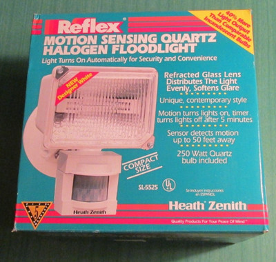 Reflex MOTION SENSING QUARTZ HALOGEN FLOODLIGHT - Compact -250 W - SL-5525 - NOS