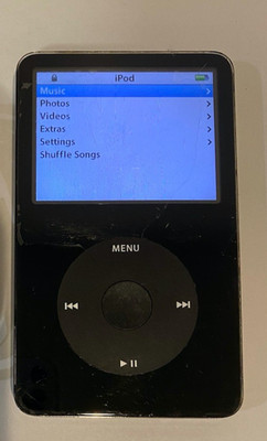 Apple iPod Classic Video 5th 5.5 Enhanced Generation (30GB) Black