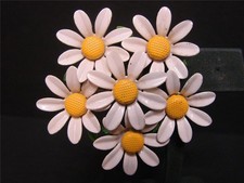 Vintage White Daisy Cluster Bouquet With Textured Yellow Centers Pin Brooch