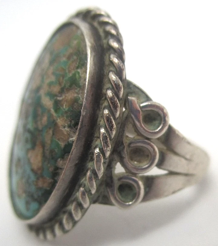 Very Early Navajo Sterling Silver Dry Creek Green/Blue Turquoise Ring Size 8 - Image 2 of 4