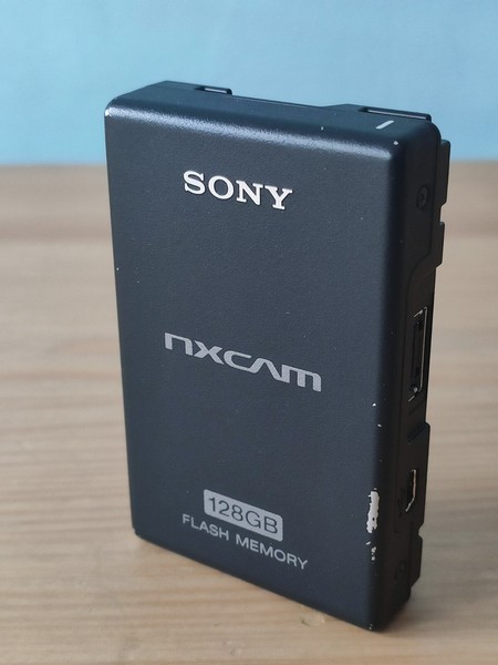 UNIDAD FLASH SONY HXR-FMU128