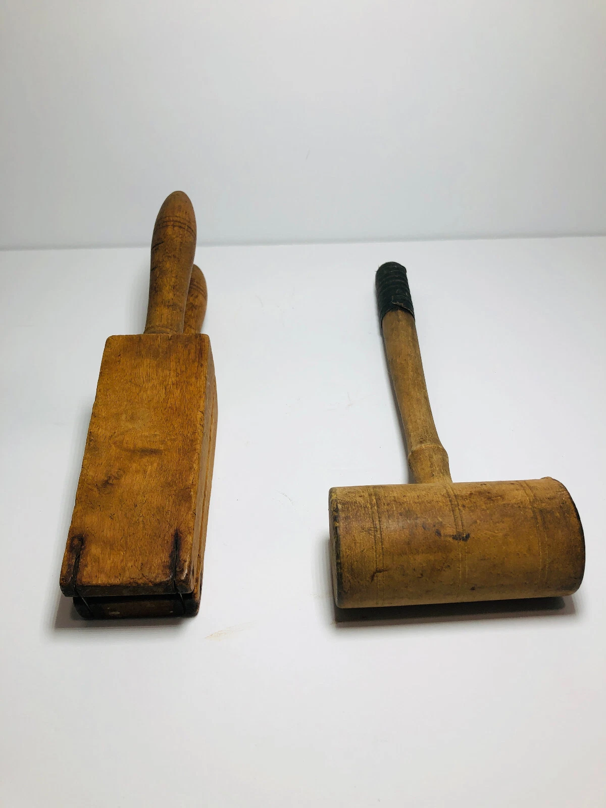 Vintage Wooden Meat Mallet Tenderizor & Lemon Citrus Garlic Press Lot Of 2