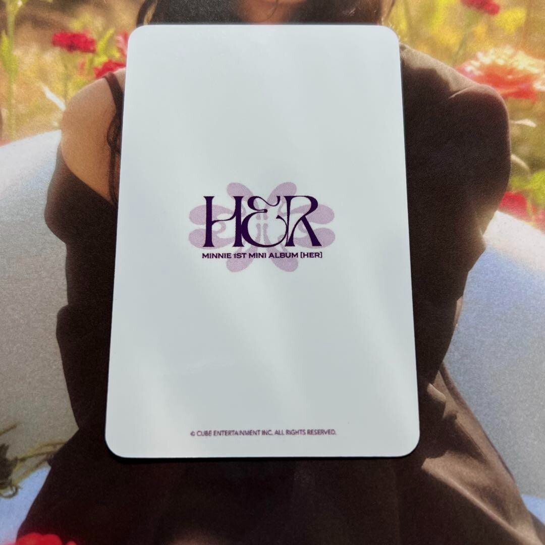 G)I-DLE gidle MINNIE HER Official Photocard PC Tradingcard G)I-DLE gidle MINNIE HER Official Photocard PC Tradingcard