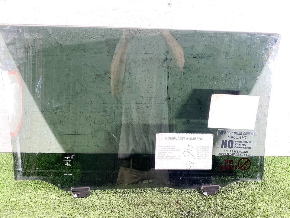 08-20 DODGE GRAND CARAVAN REAR LEFT DRIVER SIDE DOOR WINDOW GLASS OEM - Image 2 of 3