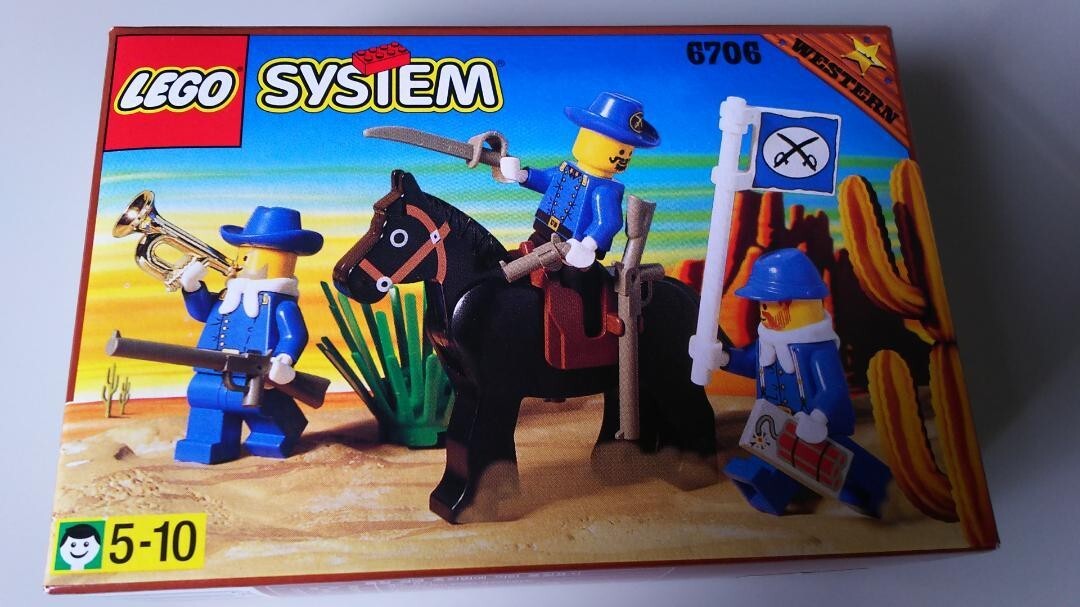 vintage LEGO 6706 Frontier Patrol Cavalry Set western frontier