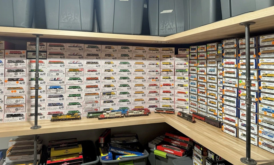 ScaleTrains Rivet Counter HO GE ES44AC CSX First Responders  #911 DCC/Sound/NIB - Image 2 of 3