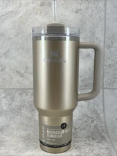 Stanley x ELF 40oz Honey Talks Flowstate Quencher Tumbler - BRAND NEW