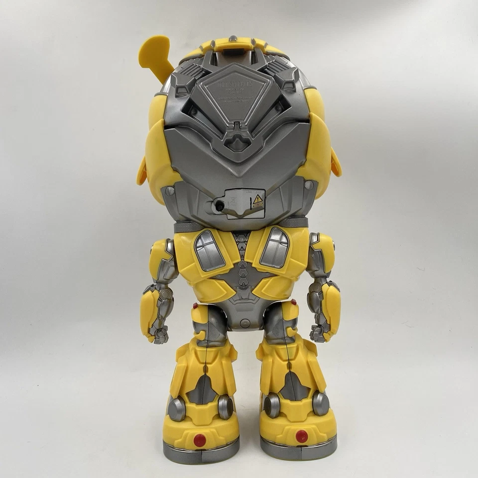 Transformers BUMBLEBEE POPCORN BUCKET Light-Up Action Figure Universal Studios. - Image 4 of 4