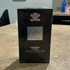 Creed Aventus Eau de Parfum Spray 3.3 fl oz - Lemon Bergamot Patchouli