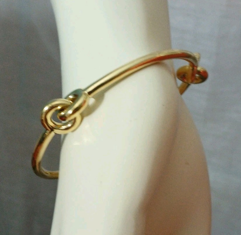 Triple Interlocking Snaffle Link Bracelet Goldton… - image 5