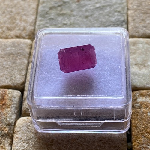 RUBY CORUNDUM GEMSTONE FROM MANYARA REGION, TANZANIA. 5.50Ct. MFG2265 - Picture 7 of 10