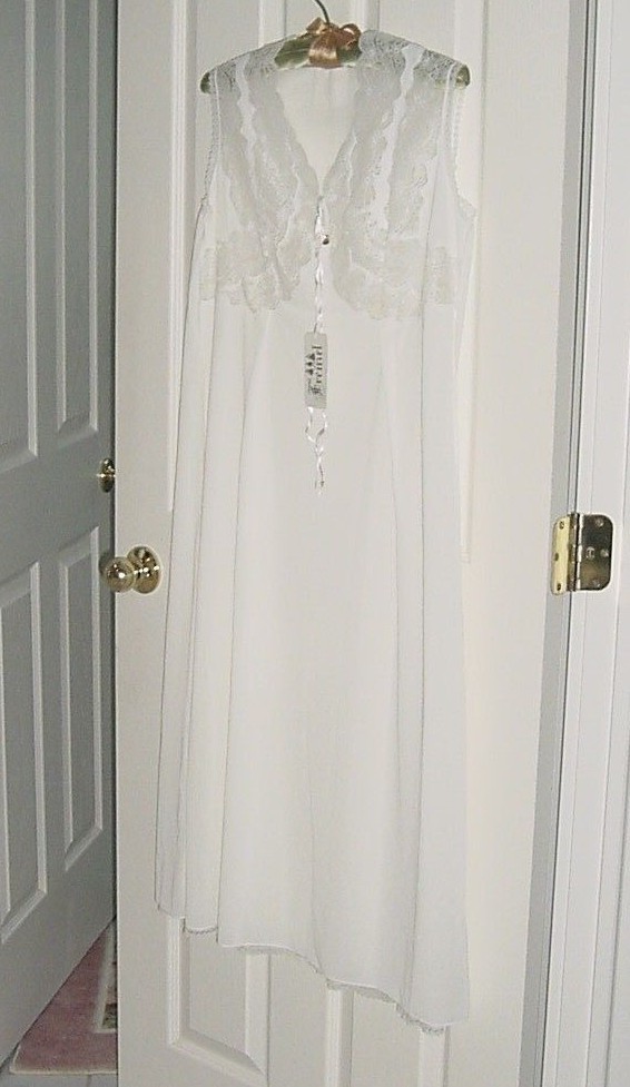 Picture 1 of 3