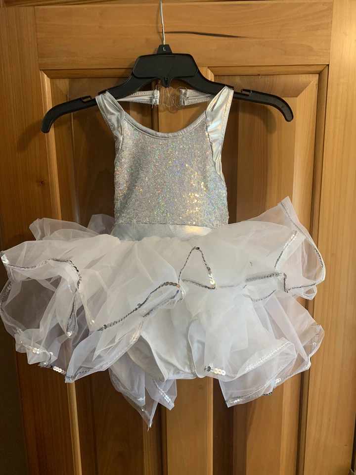 Disfraz de Jazz Tap Dance Niño A Wish Come True Plateado # V2490 Vestido de Recital Pequeño Foto 3 de 4