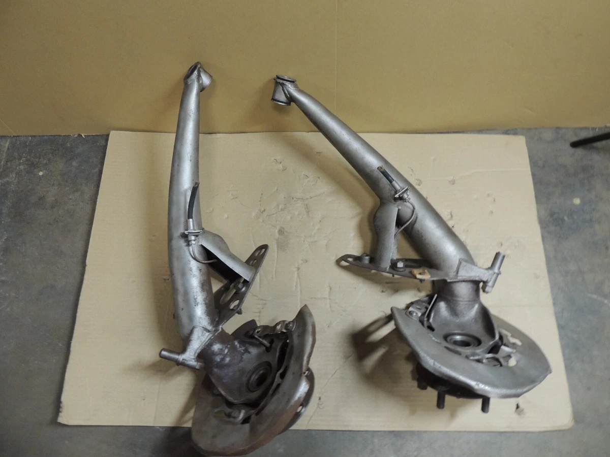 Porsche 911 Trailing Arms 1 PAIR with dust shield 69 - 71 