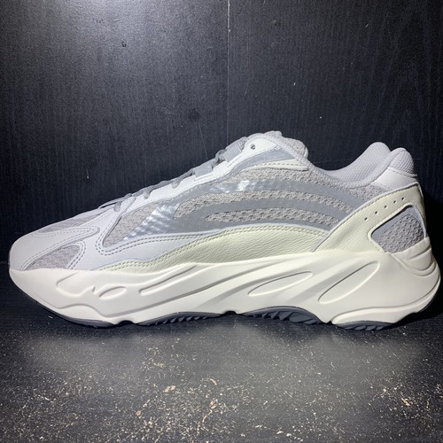 Yeezy 700 V2 Static Brand New (RIGHT FOOT ONLY) Size 11.5 - Picture 2 of 7