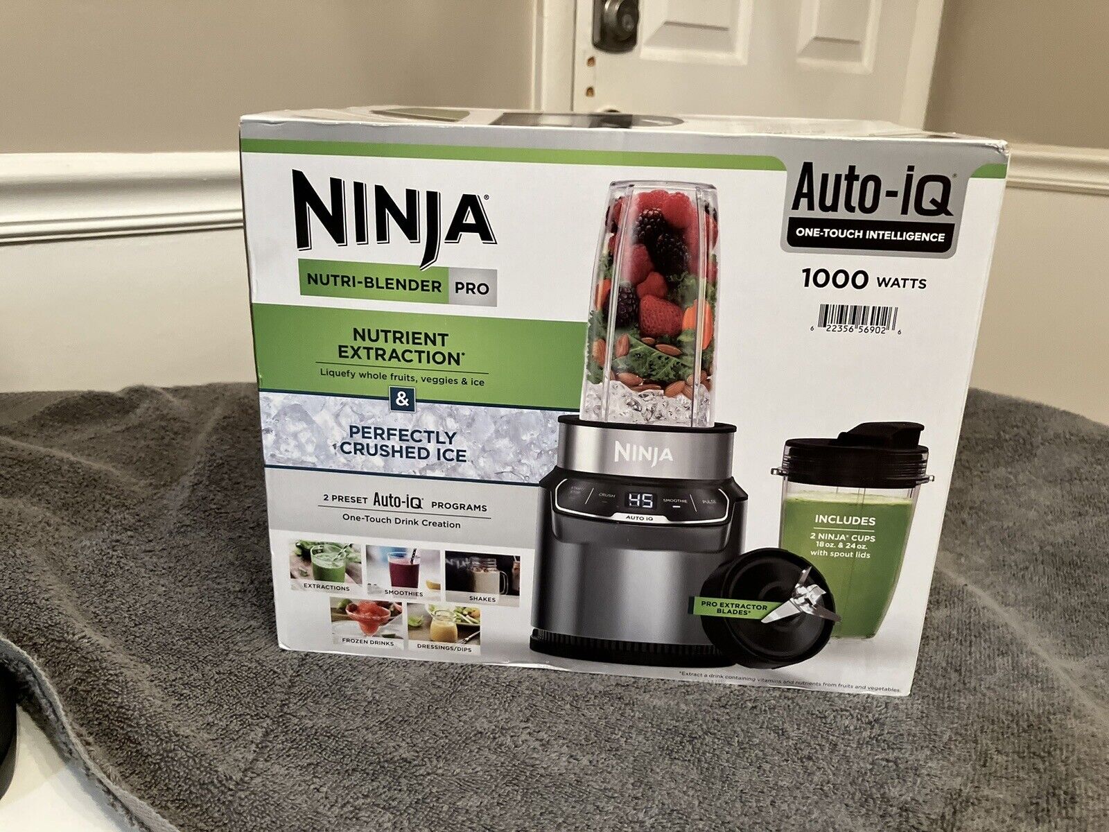 Ninja Nutri-Blender Pro with Auto IQ, 1000 Watts, Personal Blender (BN400C)  