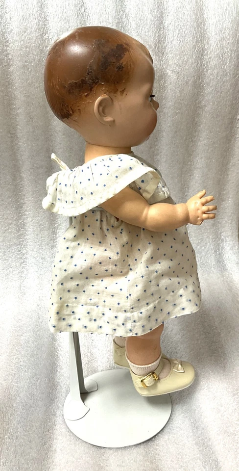 Muñeca Personaje Americano Vintage 13.5", Articulada en Cuello, Hombros y Caderas Foto 3 de 4