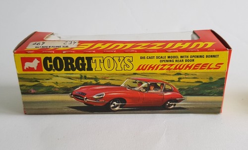 Corgi Toys No. 374, 4.2 Litre Jaguar 'E' Type 2+2 Superb V N Mint Condition - Picture 12 of 12