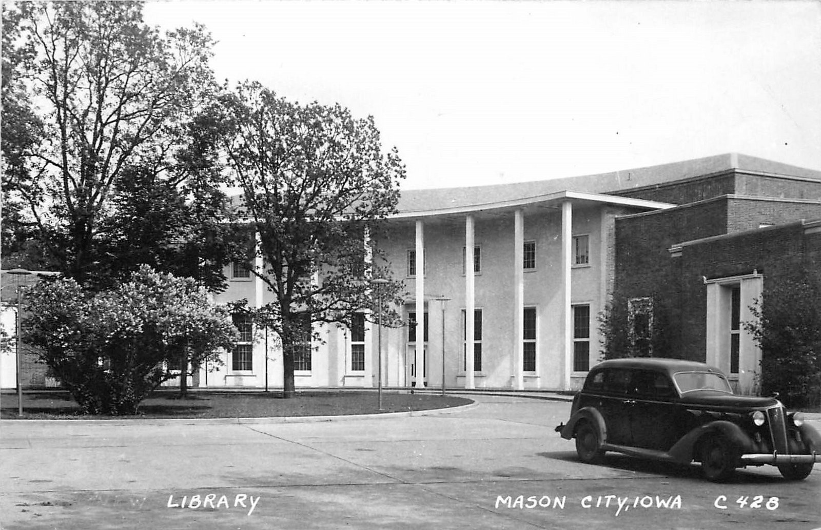 1940s Mason City Iowa Library occupation Cook  C-428 RPPC Postcard 25-8363