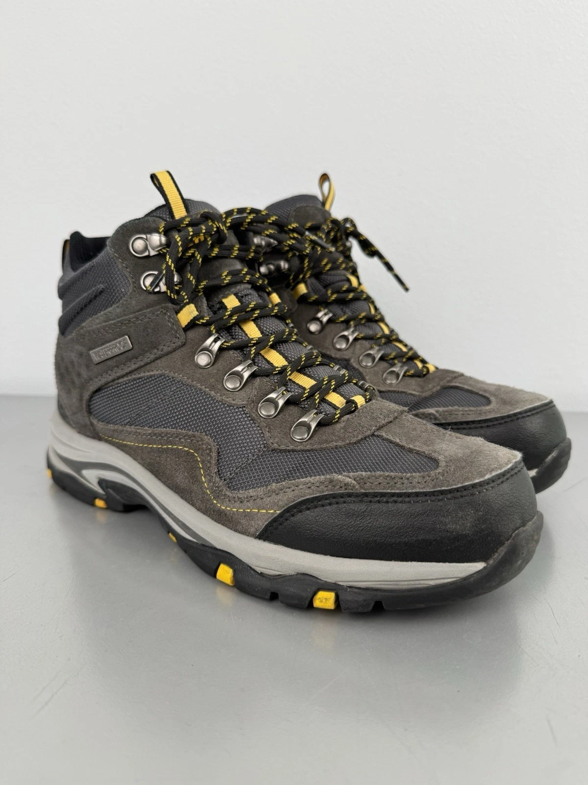 Skechers Trego Pacifico Hiking Boots Mens 8 Memory Foam Gray Yellow Waterproof