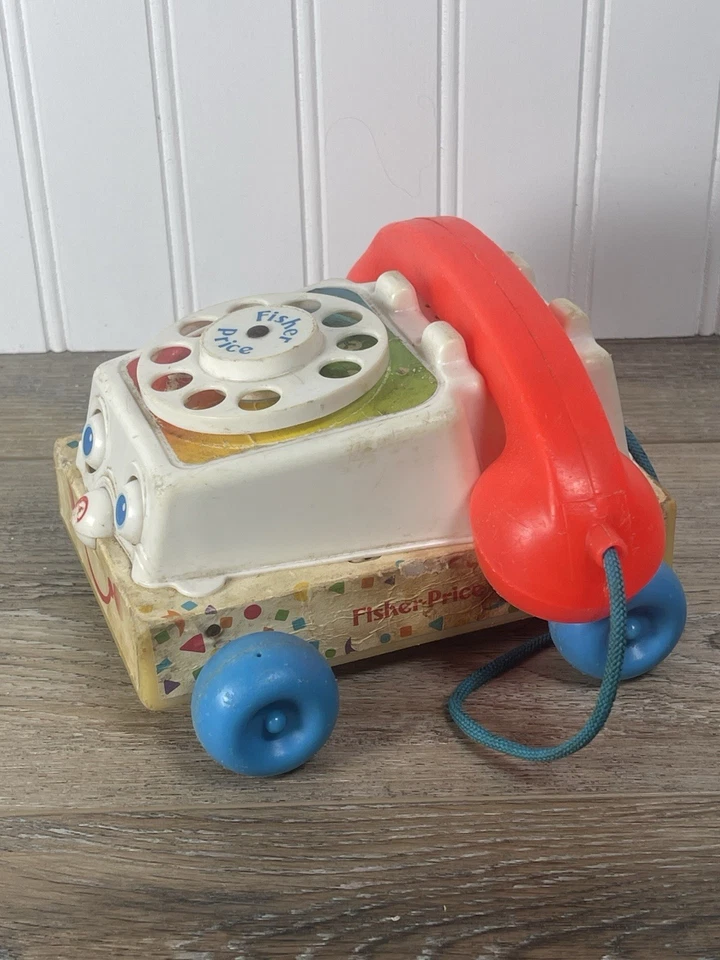 ВИНТАЖНЫЙ 1961 FISH PRICE БОЛТОВНЯ ТЕЛЕФОН #747 ДЕРЕВЯННЫЙ США СДЕЛАНО ИГРУШКА РАБОТАЕТ - Изображение 2 из 4