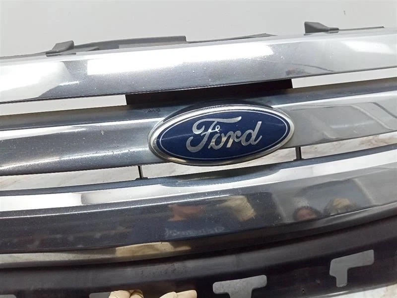 Grille Upper Bright Chrome Assembly Fits 10-12 FUSION 145657 Foto 4 de 4