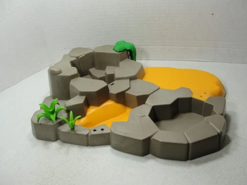 Vintage Playmobil  Outdoor Scene Replacement Part Or Diorama