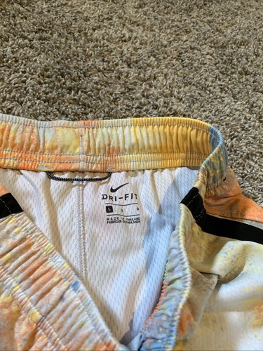 Nike Dri-Fit Boys Athletic Shorts Size Large - Picture 2 of 2