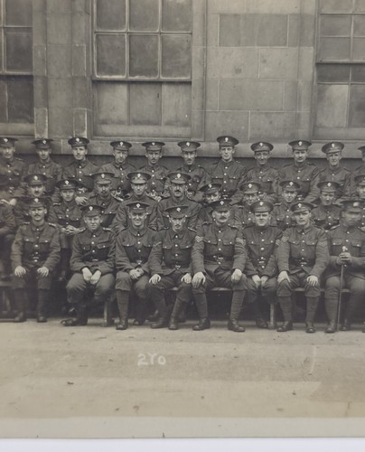 Military Postcard, Large Group Of Soldiers In Uniform. - Picture 4 of 14