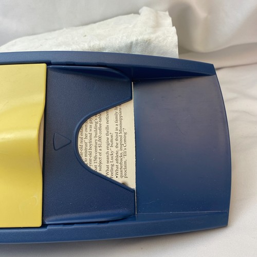 Trivial Pursuit 20th Anniversary Edition Card Dispenser Holder Full Of Cards - Picture 3 of 6